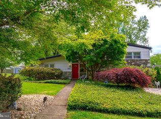 1817 Washington Ln, Jenkintown, PA 19046