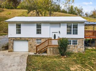 915 Cedar Springs Valley Rd, Sevierville, TN 37876