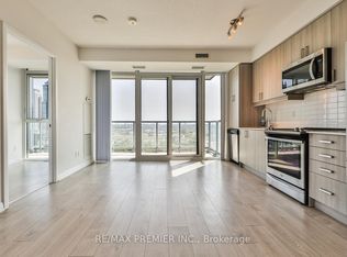 7895 Jane St #1504, Vaughan, ON L4K0K2