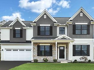 114 S Mountain Dr, Carlisle, PA 17013