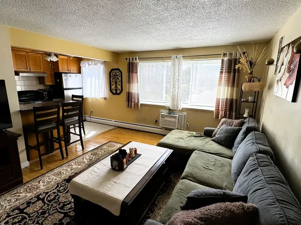 90 Boardman Street APT A2, Bristol, CT 06010