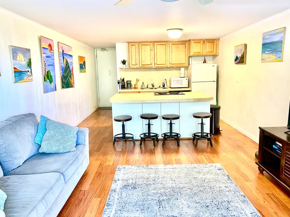 (undisclosed Address), Waialua, HI 96791