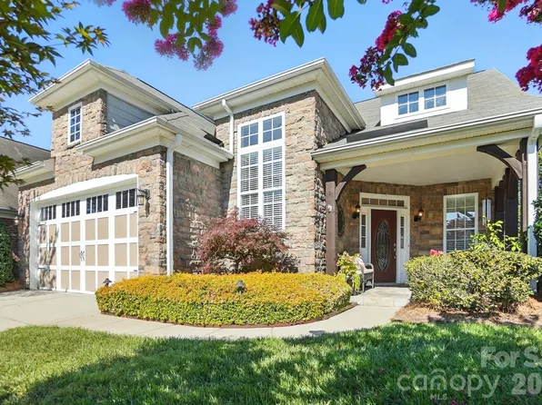 10906 Round Rock Rd, Charlotte, NC 28277