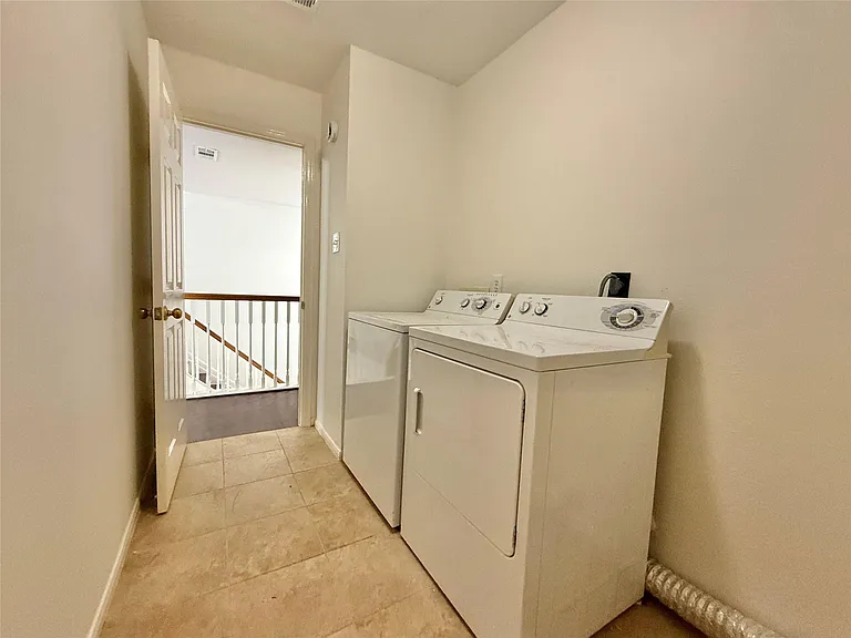105 S Spiral Vine Cir — Photo 36