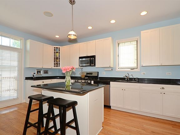 5th image of 1742 W Potomac Ave