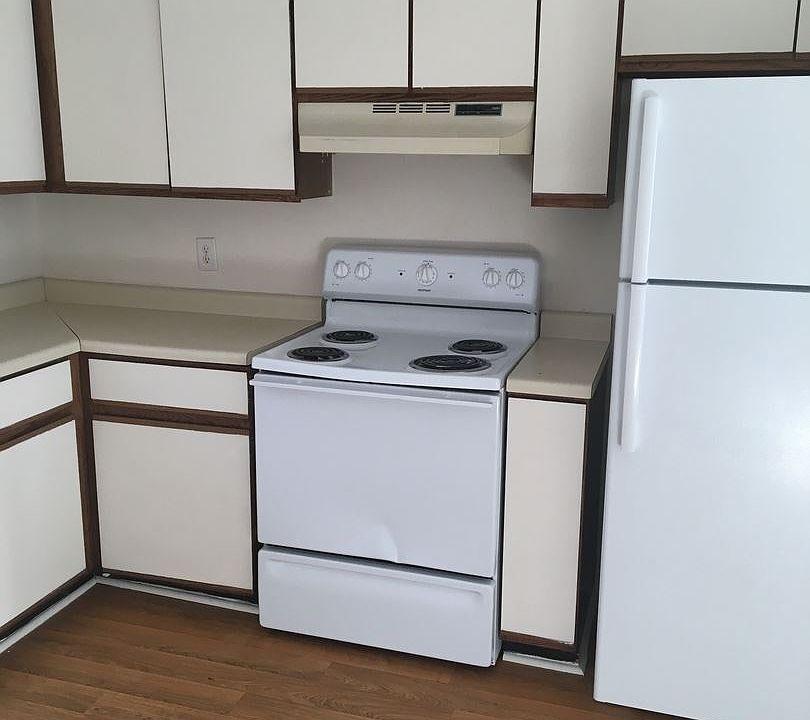 1st image of 1021 Durham St