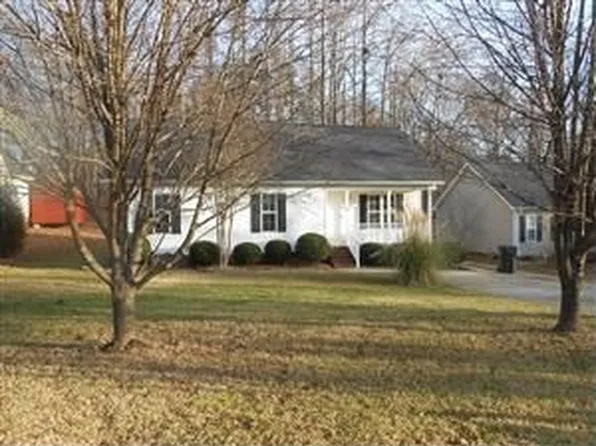 305 Woodhaven St, China Grove, NC 28023