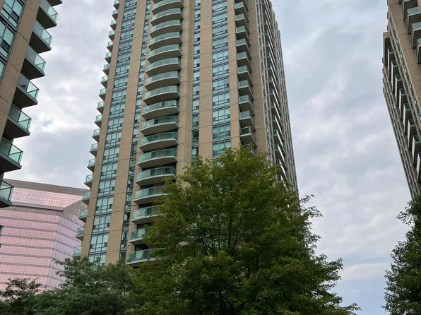 22 Olive Ave, Toronto, ON