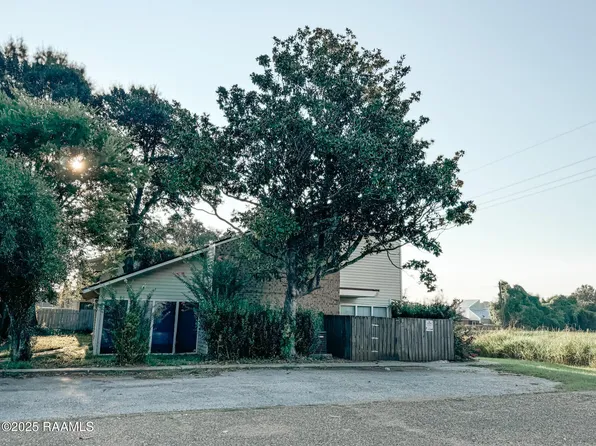 203 Cougar Rdg, Lafayette, LA 70508