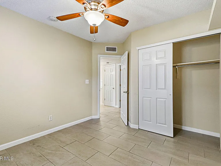 1308 Rose Bud Ln — Photo 16