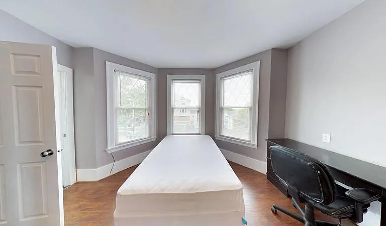 113 Comstock Ave #6 — Photo 3