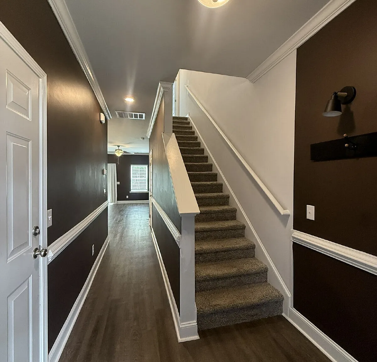 "3-Bed Townhouse with Granite Elegance at 45 Dorsey Drive, Richmond Hill!" — Photo 2
