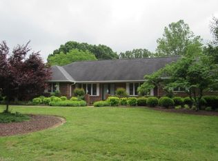 109 Trinity Dr, Elon, NC 27244