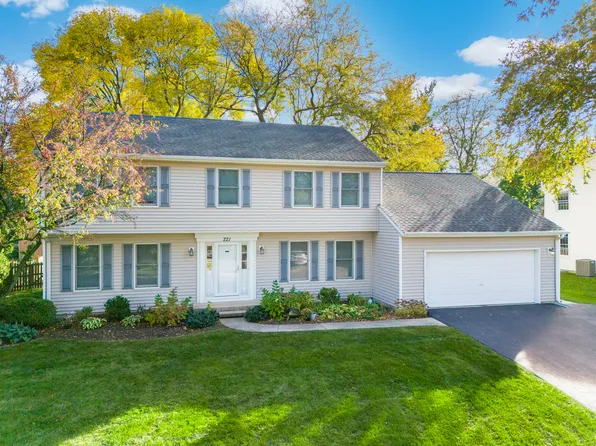 25W221 Salem Ave, Naperville, IL 60540