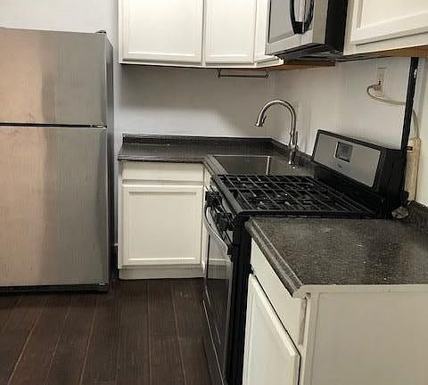 2nd image of 384 McCovey Ln