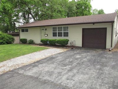1604 Pin Oak Ln, Swansea, IL, 62226