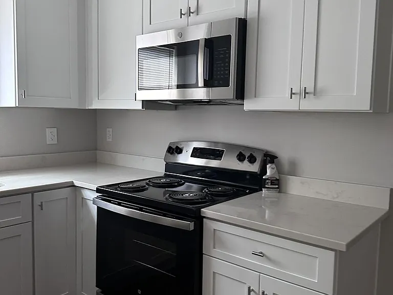 1924 Baxter St #B — Photo 5