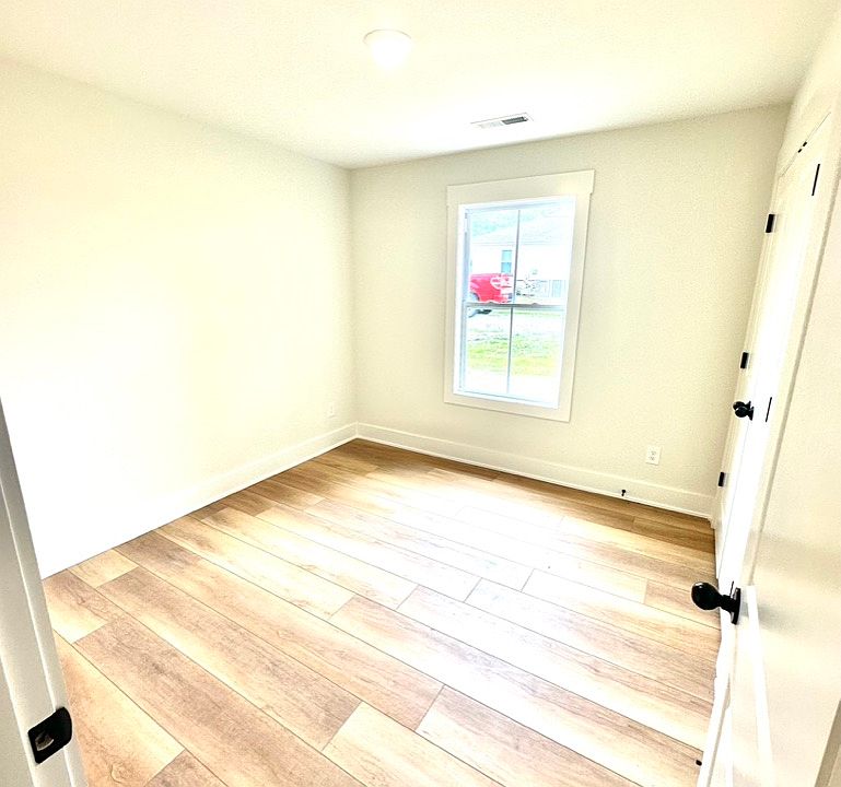2nd image of 338 Woods Rd #B