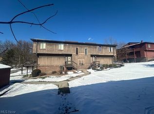 7617 Creekwood Dr #C26, North Royalton, OH 44133