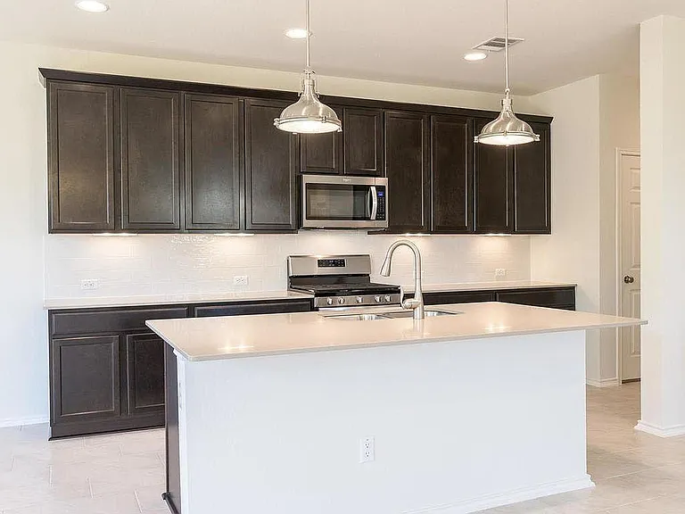 9103 White Coral Dr — Photo 6
