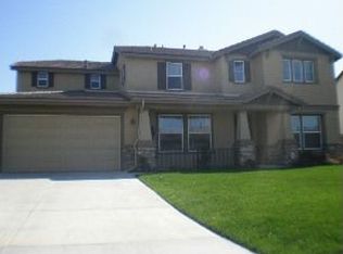 19567 Estancia Dr, Riverside, CA 92508