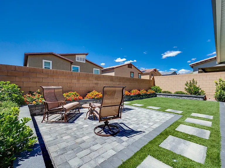 10963 Preston Trails Ave — Photo 23