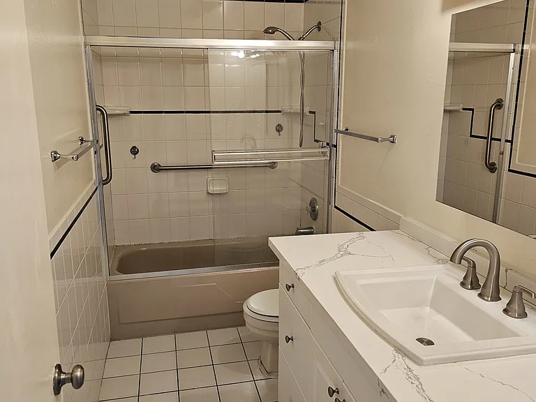 8046 NE Bothell Way #11 — Photo 8