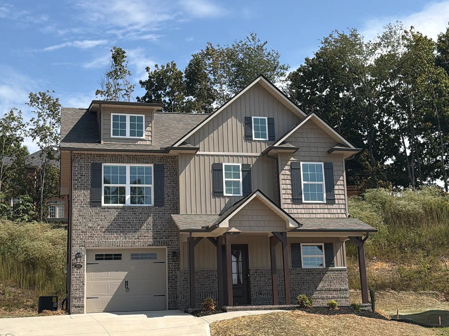3 bed, 2.5 bath, 1505 sqft, $2,000 — Photo 2