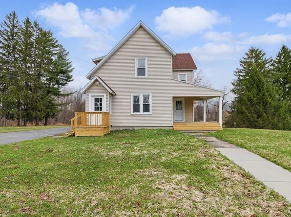 4004 Port St, Pulaski, NY 13142