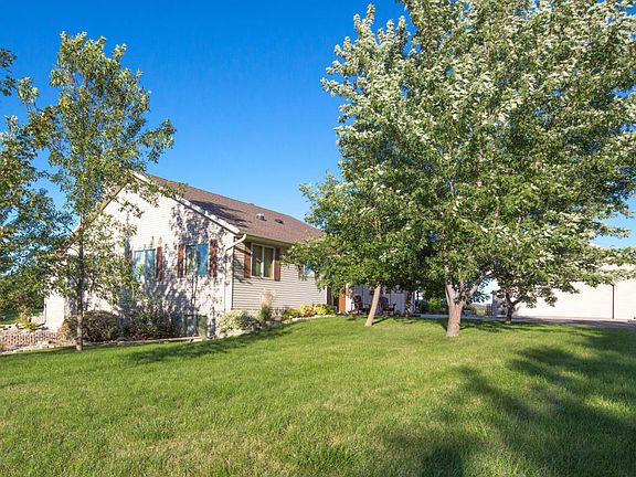 3rd image of 2120 Northwood Ln