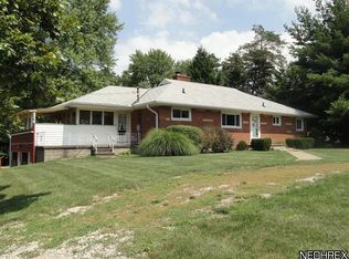 197 Chart Rd, Cuyahoga Falls, OH 44223