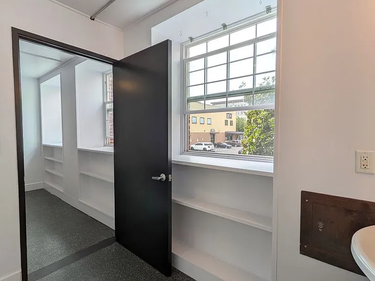 155 Liberty St NE — Photo 46