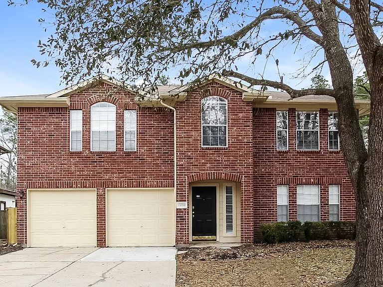 31518 Kingston Village Dr — Photo 1