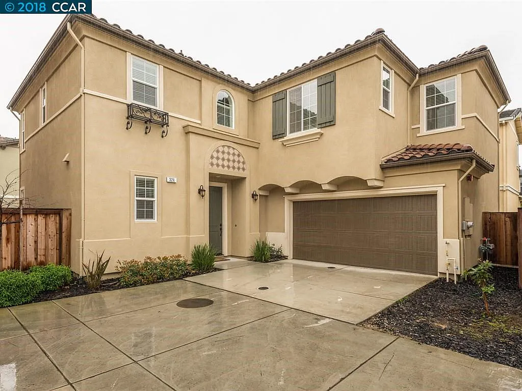 324 Pacifica Dr photo 1