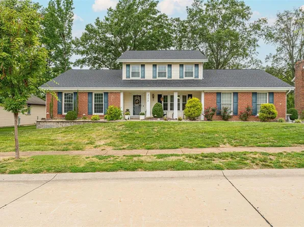 2179 Willow Ridge Ln, Chesterfield, MO 63017