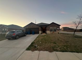 711 Heirloom Ln, Royse City, TX 75189