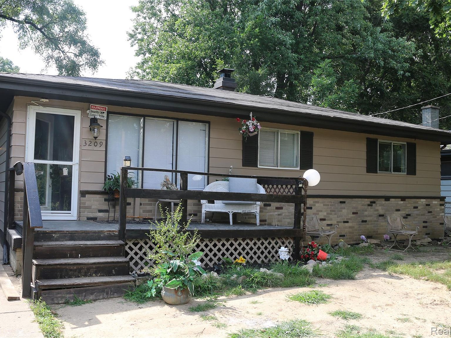 3209 N Dexter St, Flint, MI 48506 | MLS #20251020191 | Zillow