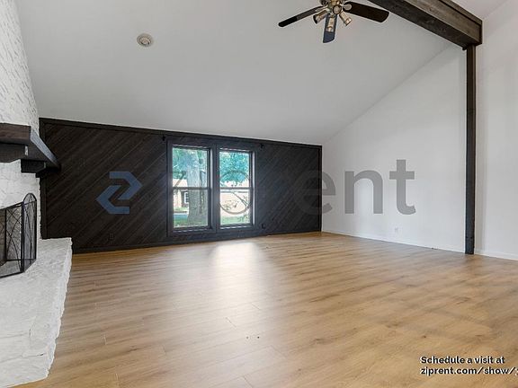 3rd image of 3805 Powderhorn Dr