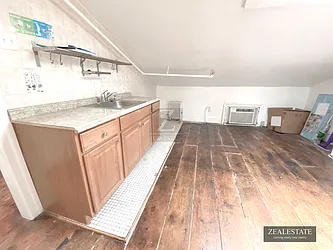 Rented by ZealEstate Group Inc
