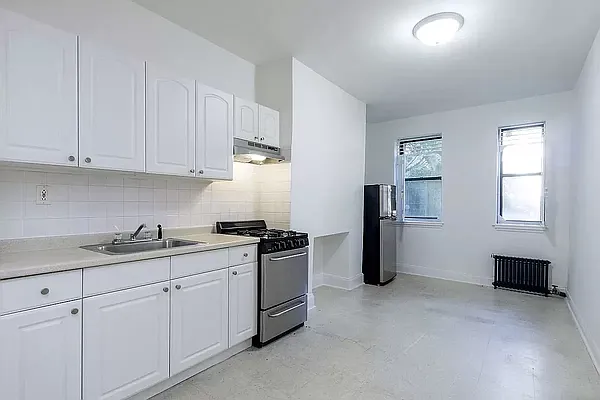 Rented by Compass | media 9