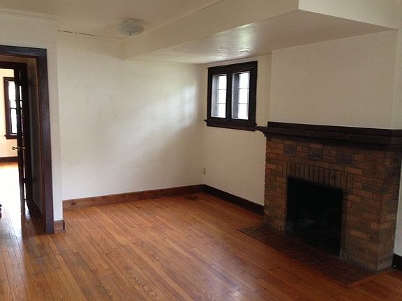 2nd image of 427 W Mifflin St #7463646