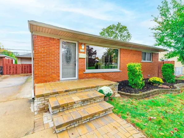 16787 Townley St, Southgate, MI 48195