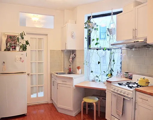 Rented by REAL New York | media 15