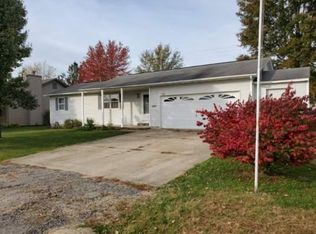 641 Saint David St, Saint James, MO 65559