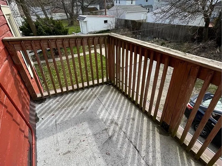 1304 W 114th St #2 — Photo 15