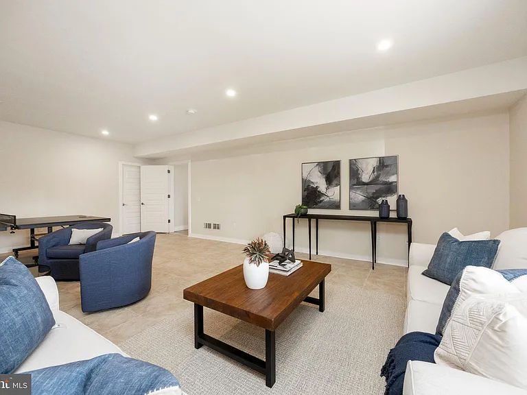 115 Bullock Rd — Photo 37