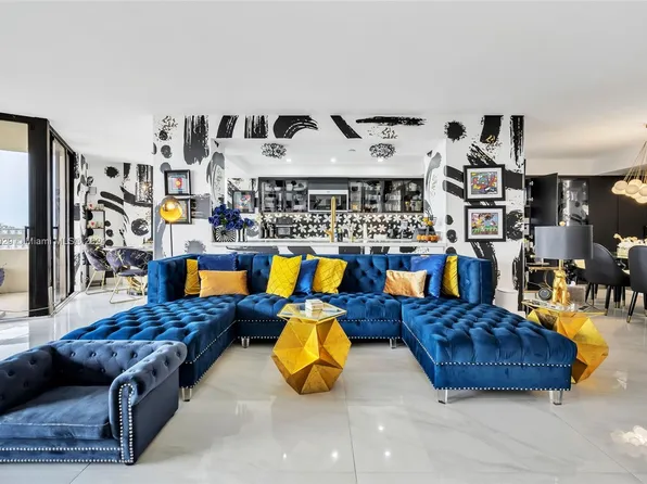 1000 Quayside Ter #Penthouse 7, Miami, FL 33138