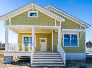 207 Villagers Way, Swansboro, NC 28584