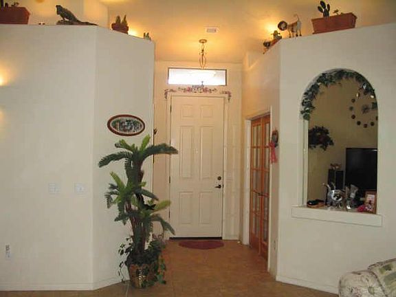 4th image of 14686 S County Club Way