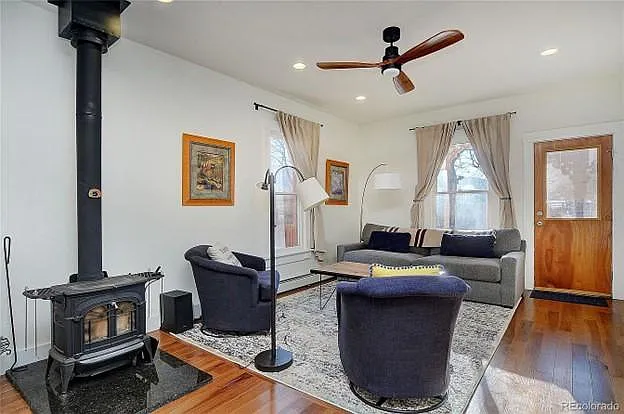 606 I St — Photo 3
